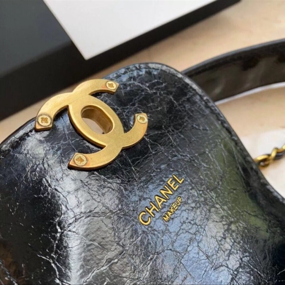 chanel makeup phone crossbody bag new with coin purse - Picture 4 of 8